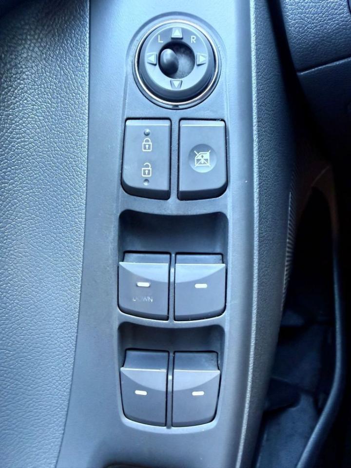 2011 Hyundai Elantra 4DR SEDAN Photo