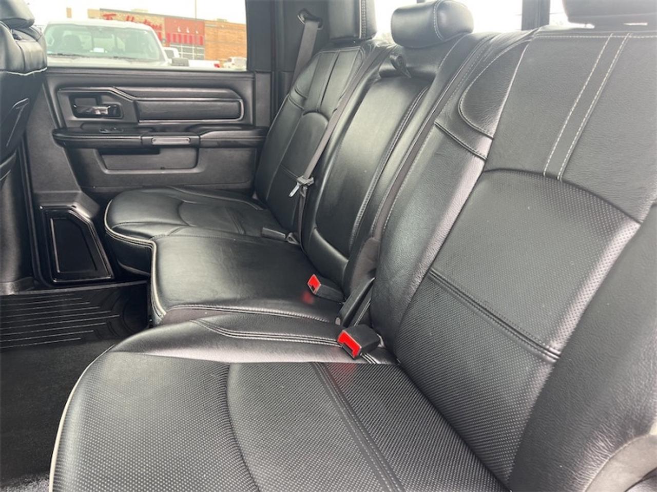 2023 RAM 2500 Limited  -  Cooled Seats Photo5