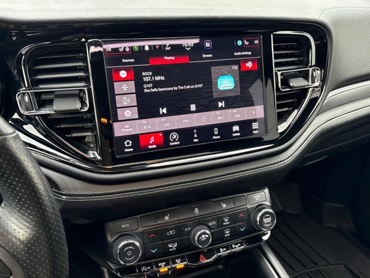 2021 Dodge Durango GT  BLACK TOP|SUNROOF|NAV Photo