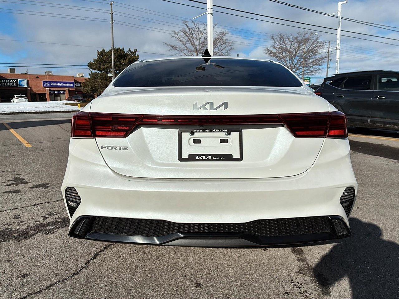 2023 Kia Forte EX+ IVT Photo4