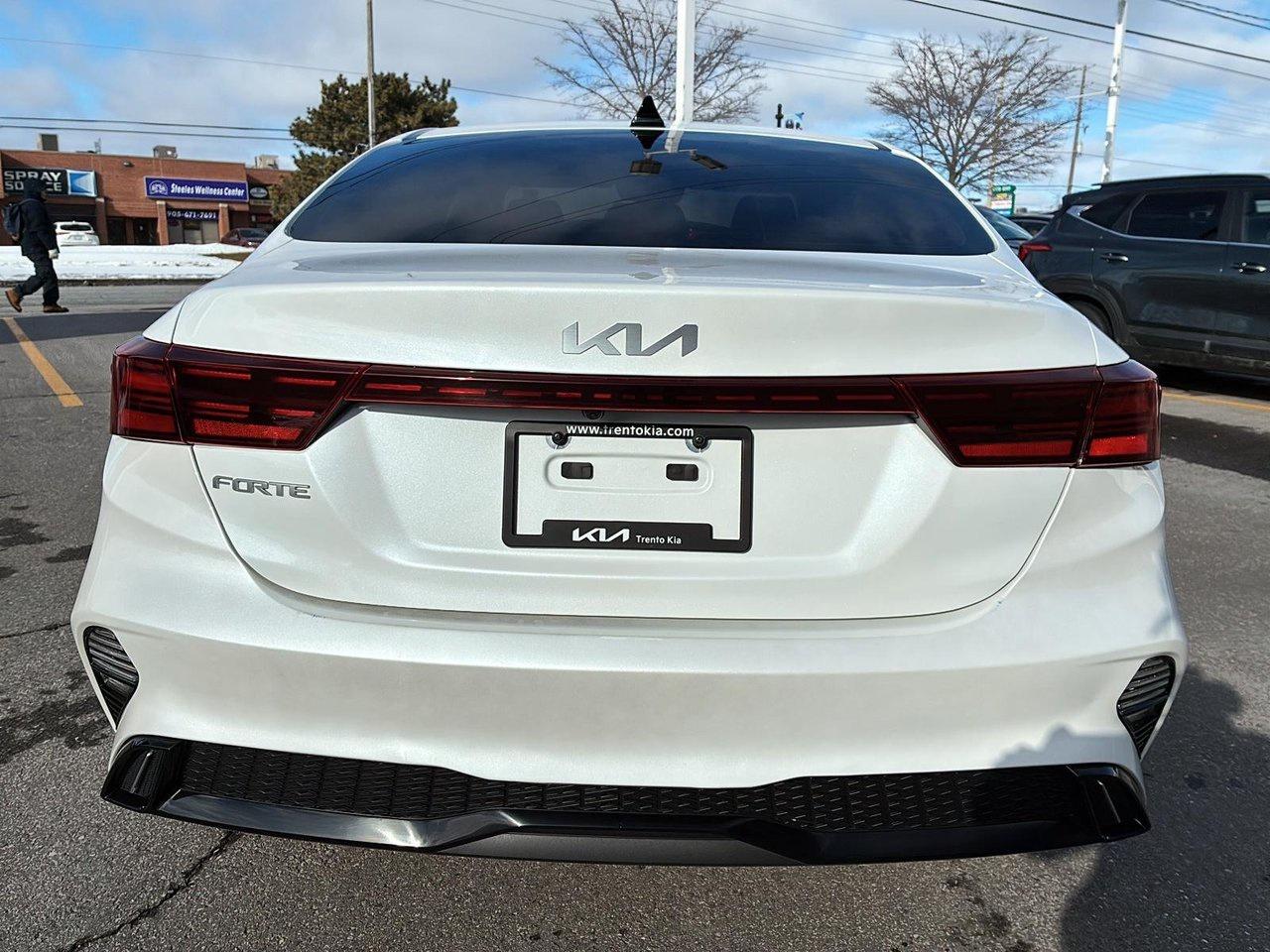 2023 Kia Forte EX+ IVT Photo