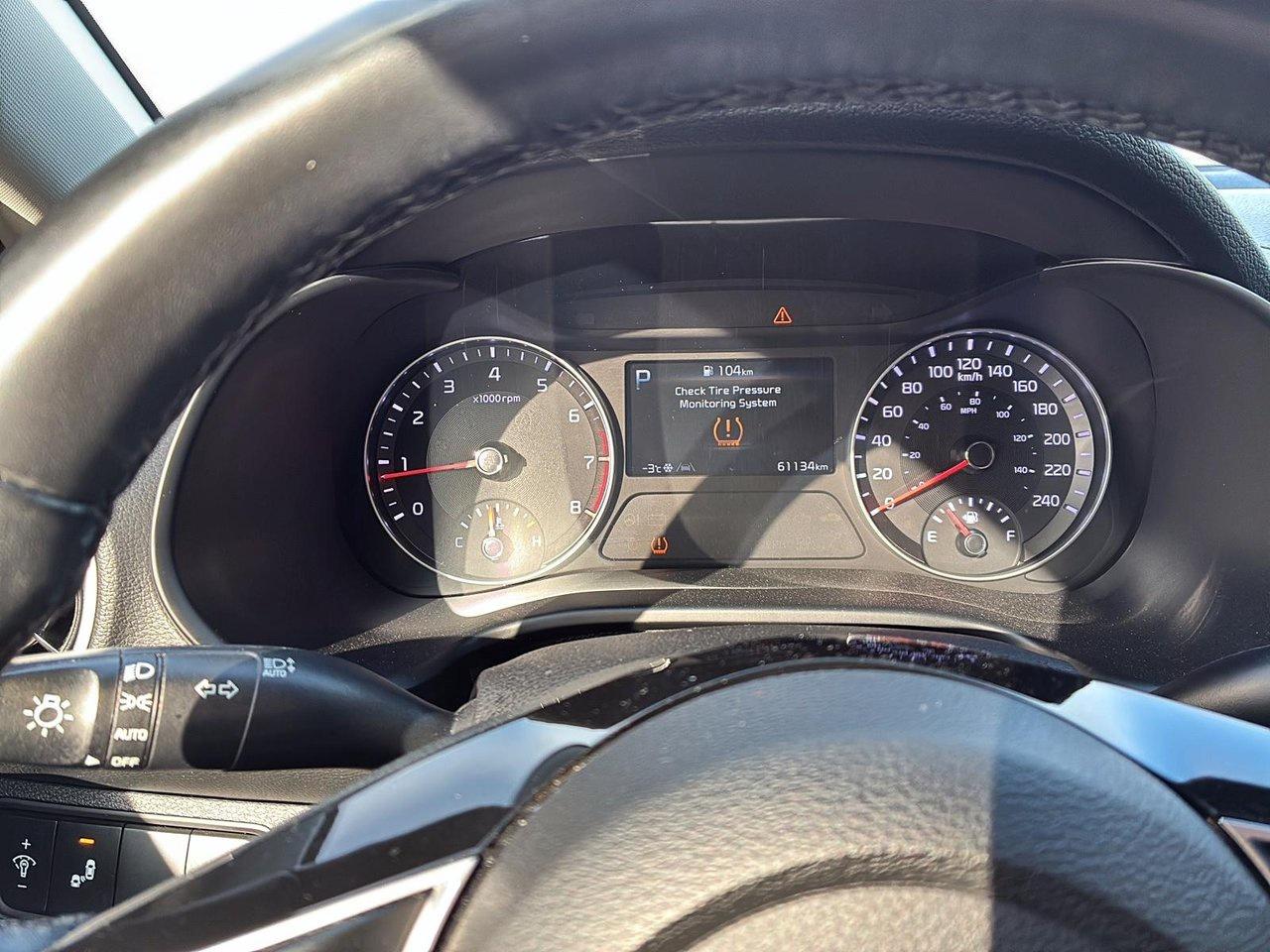 2023 Kia Forte EX+ IVT Photo