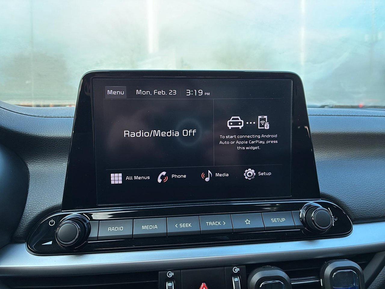 2023 Kia Forte EX+ IVT Photo