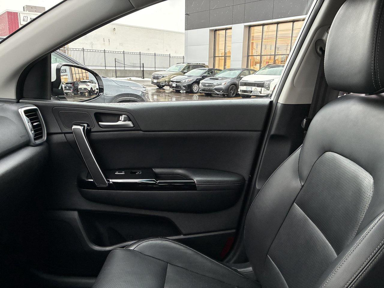 2017 Kia Sportage AWD 4dr SX Turbo w-Black Photo