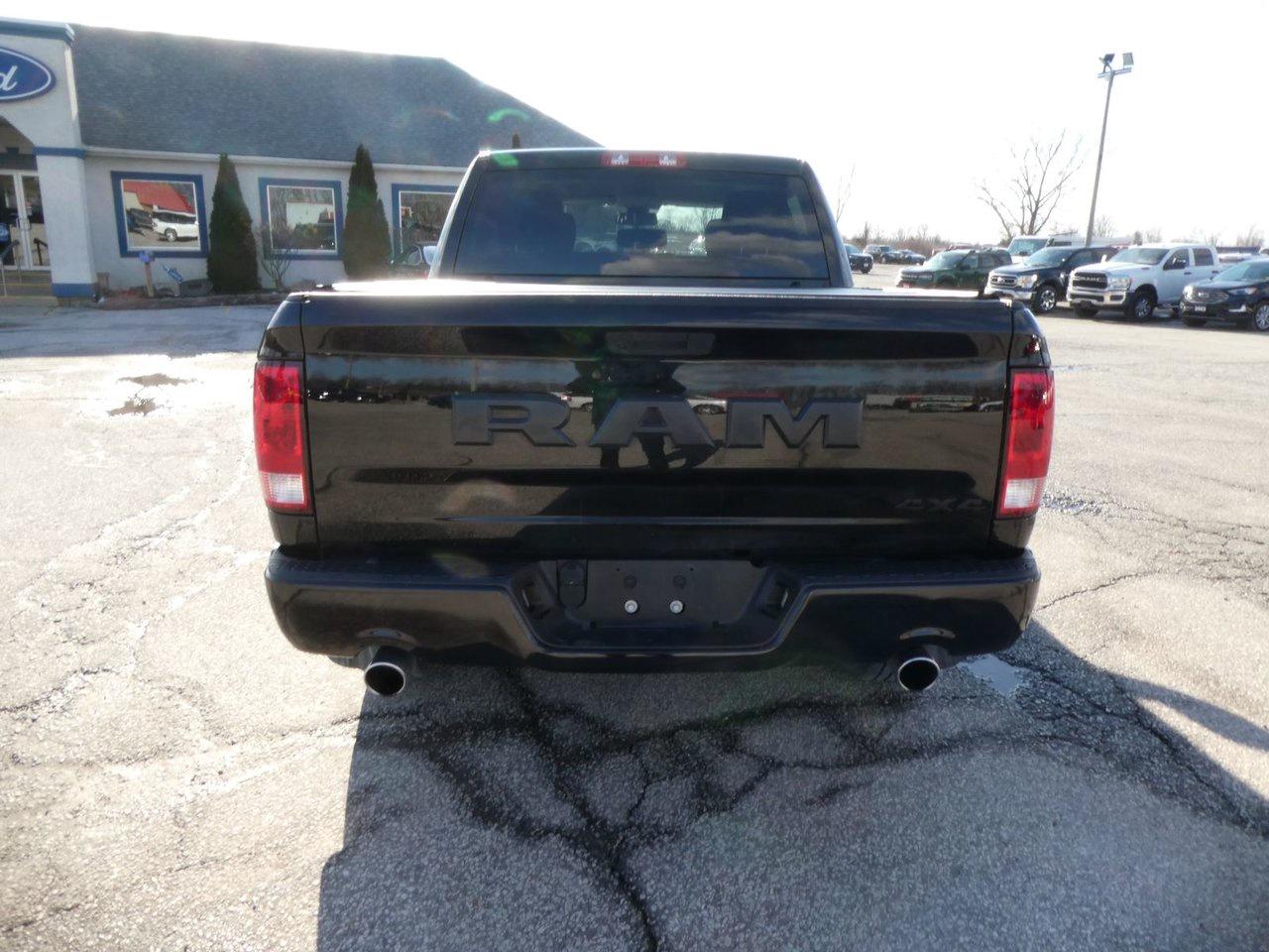 2020 RAM 1500 Express Photo3