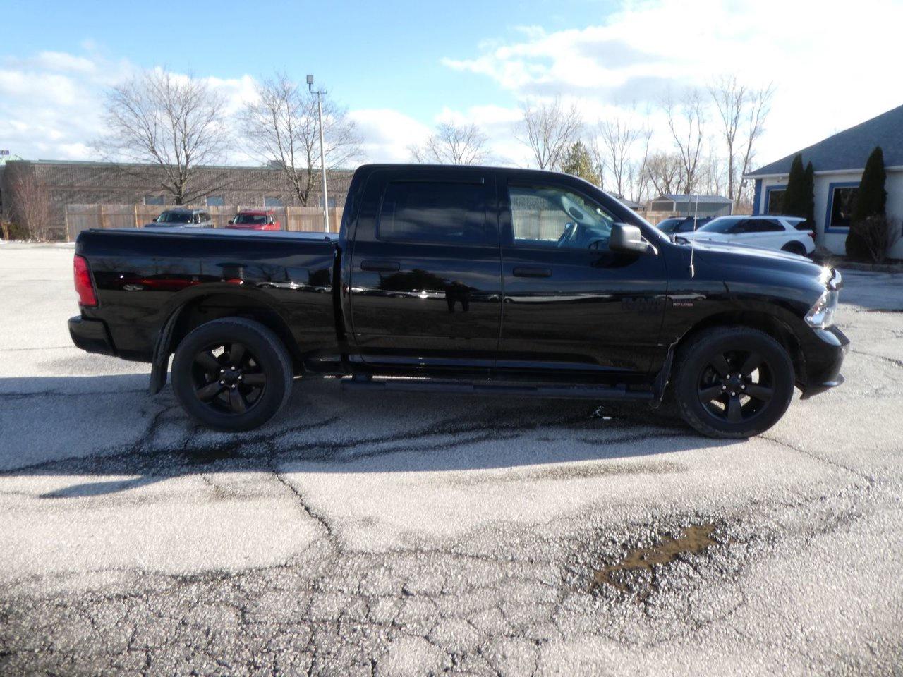 2020 RAM 1500 Express Photo