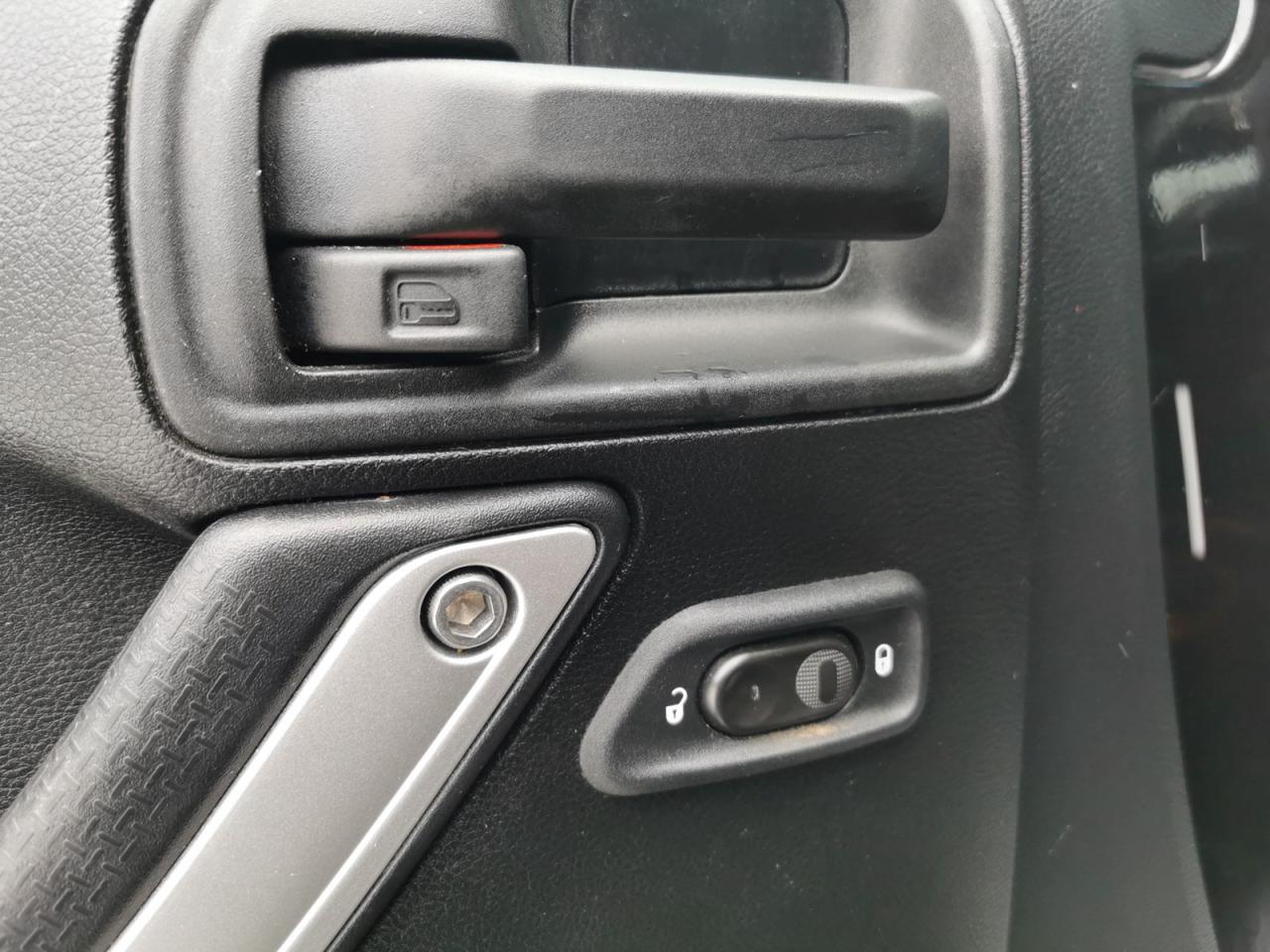 2016 Jeep Wrangler Unlimited Sahara Photo