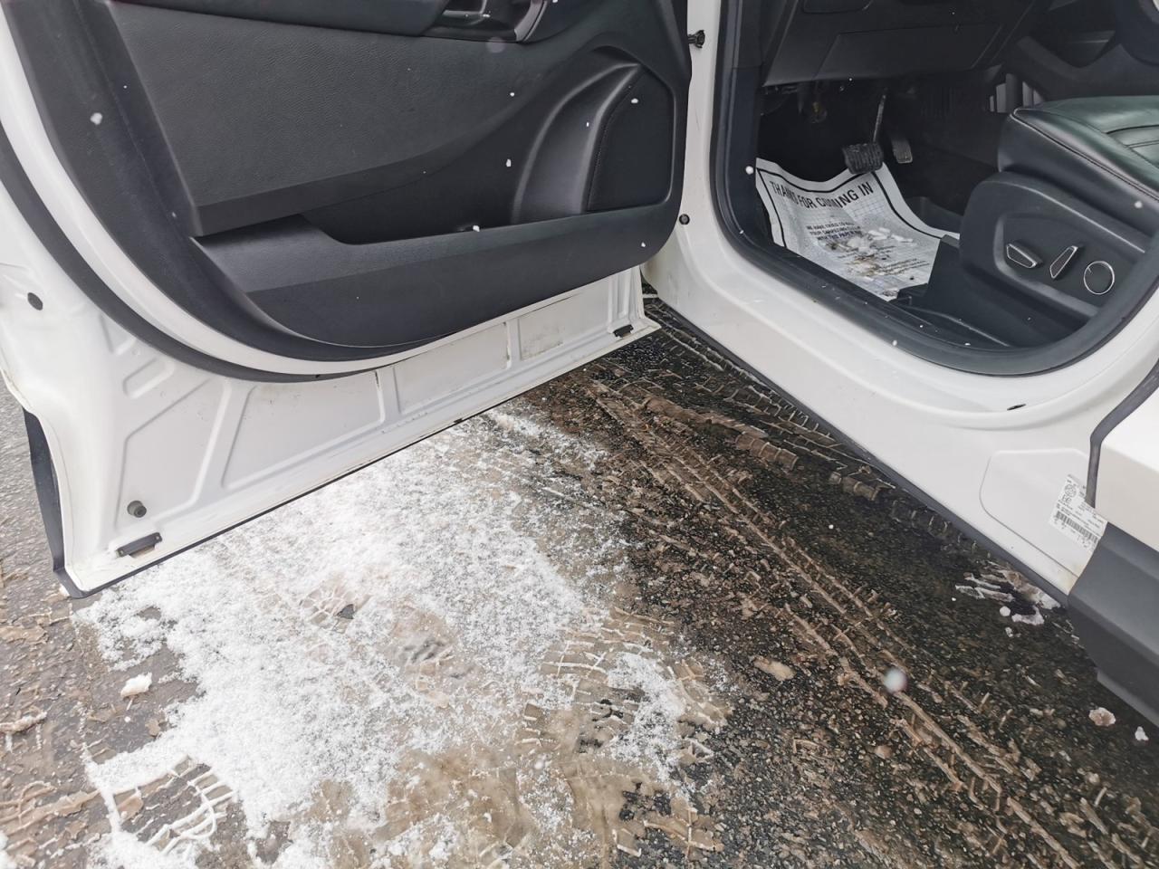 2017 Ford Edge SEL AWD Photo