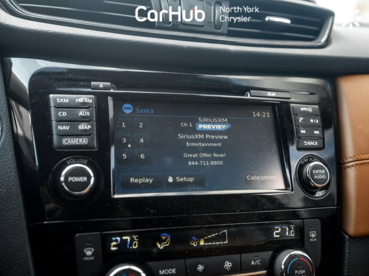 2017 Nissan Rogue SL Platinum AWD Panoroof Heated Seats & Wheel Blind Spot Assist Photo