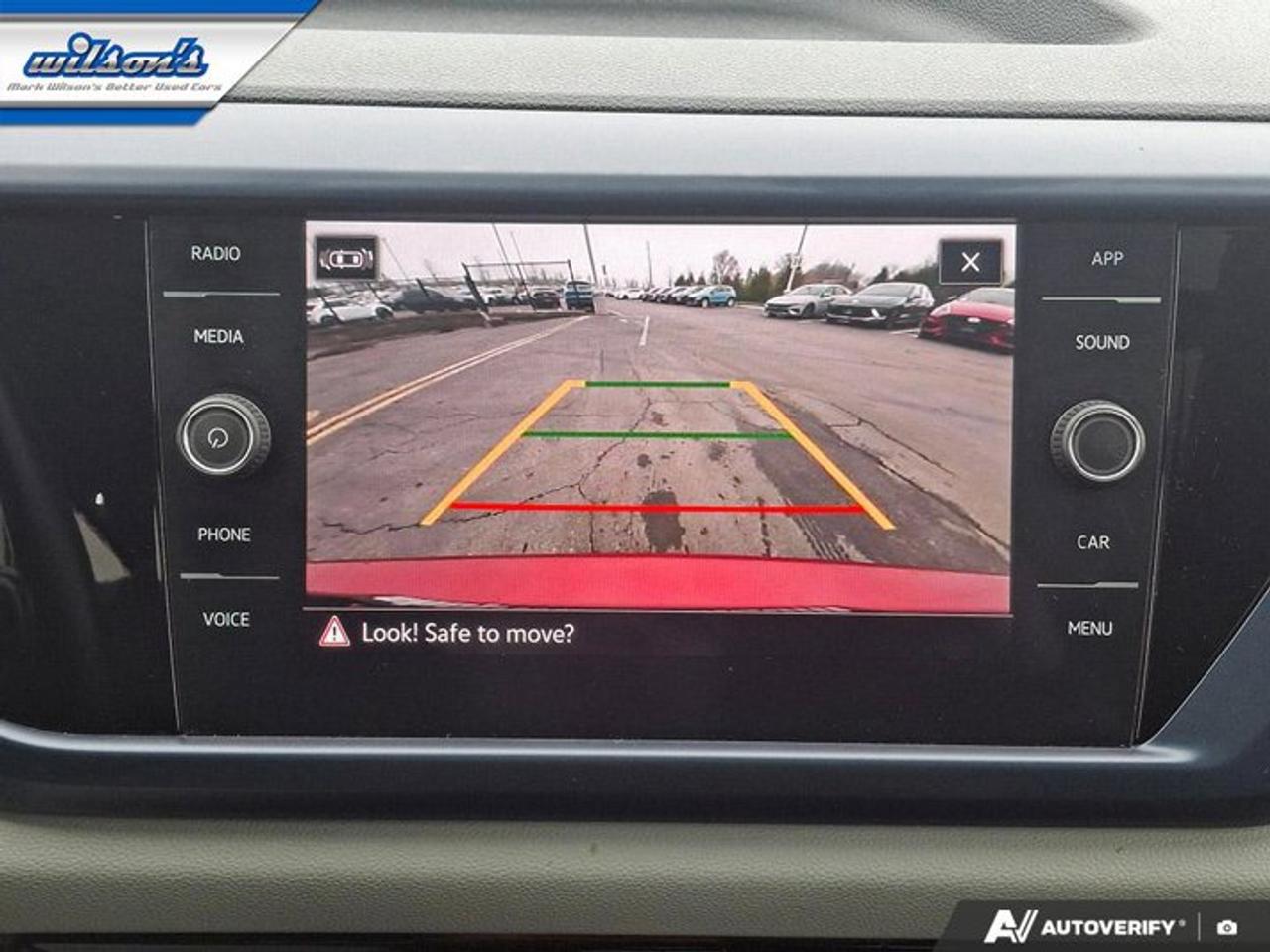 2022 Volkswagen Taos Comfortline AWD | Sunroof | Power Seat | Heated Seats | BSM | CarPlay + Android | Rear Cam and More! Photo