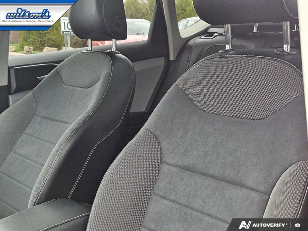 2022 Volkswagen Taos Comfortline AWD | Sunroof | Power Seat | Heated Seats | BSM | CarPlay + Android | Rear Cam and More! Photo