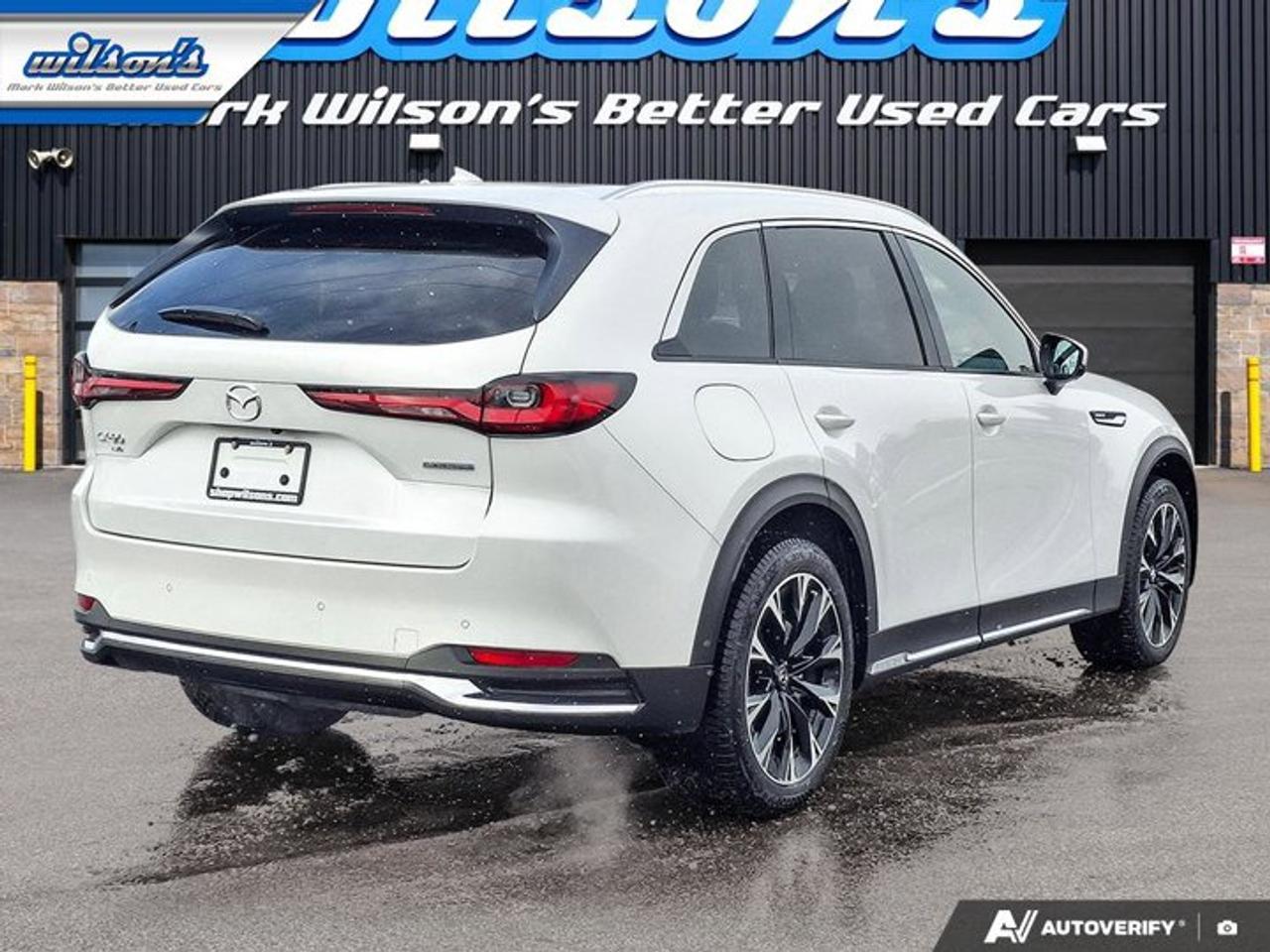2025 Mazda CX-90 PHEV GT PHEV AWD | 2nd Row Bucket Seats | Leather | Sunroof | Nav | 360 Camera | Adaptive Cruise & More ! Photo4