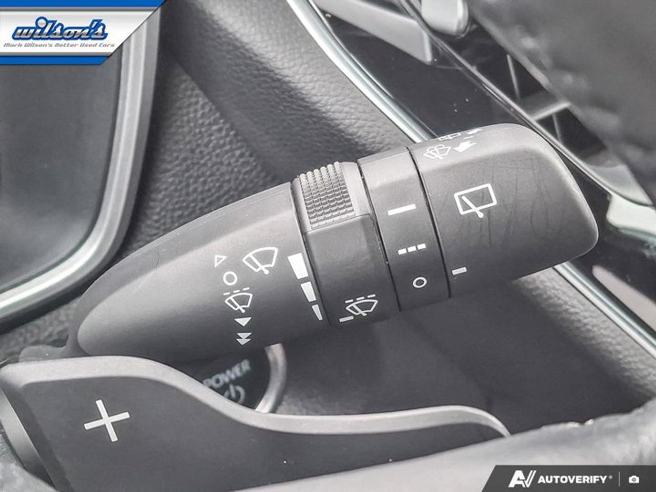 2023 Toyota Corolla Cross Hybrid XSE AWD | Leather | Sunroof | Heated Wheel + Seats | CarPlay + Android | Rear Camera & More ! Photo