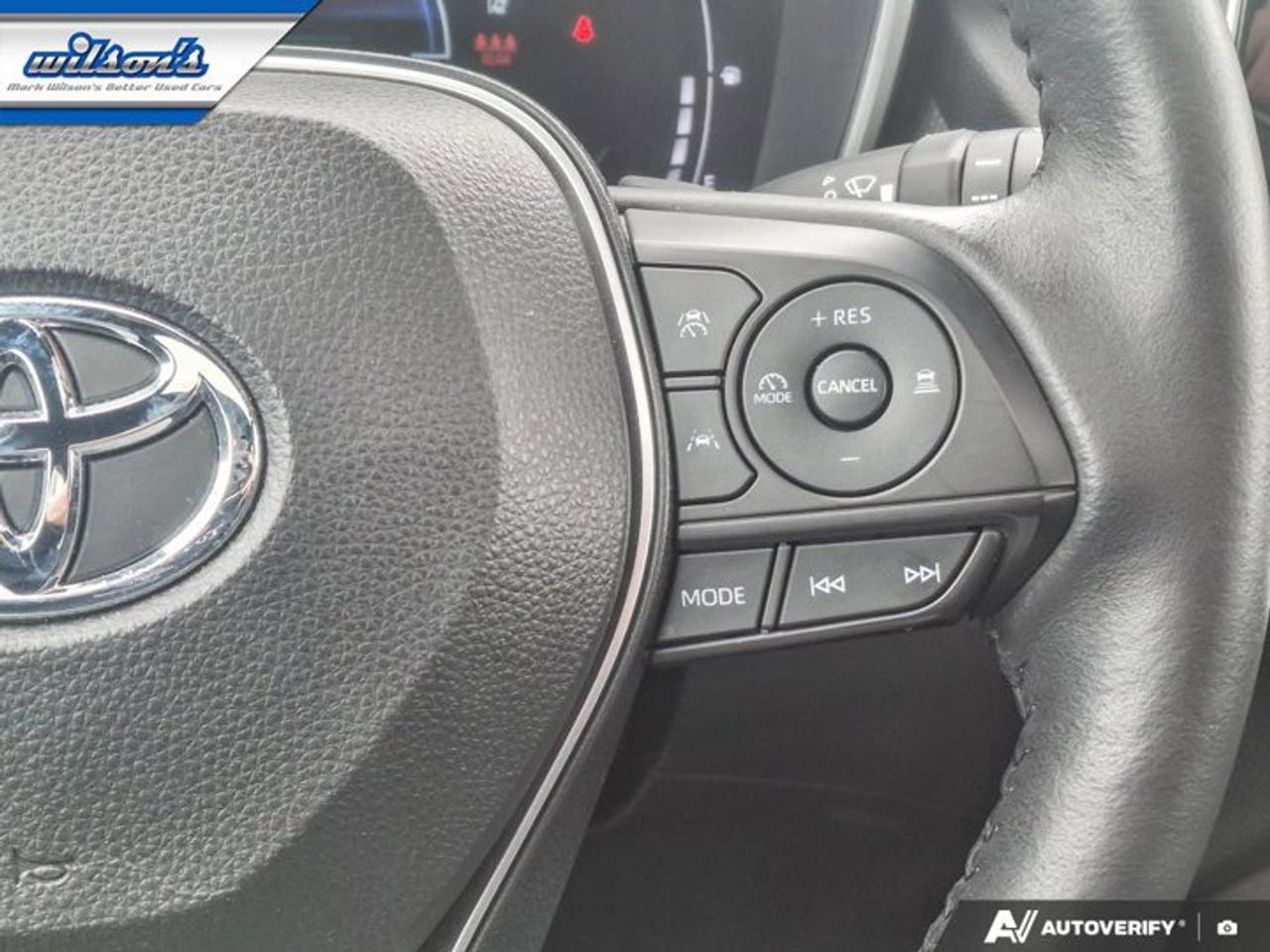 2023 Toyota Corolla Cross Hybrid XSE AWD | Leather | Sunroof | Heated Wheel + Seats | CarPlay + Android | Rear Camera & More ! Photo