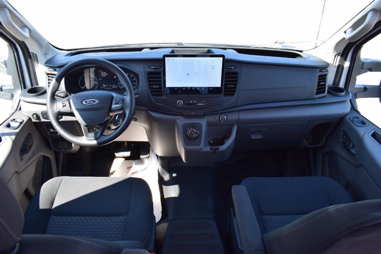 2023 Ford E-Transit Cargo Van Photo