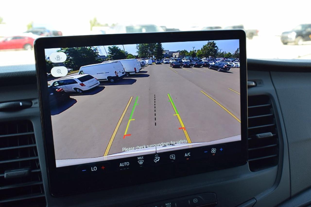 2023 Ford E-Transit Cargo Van Photo