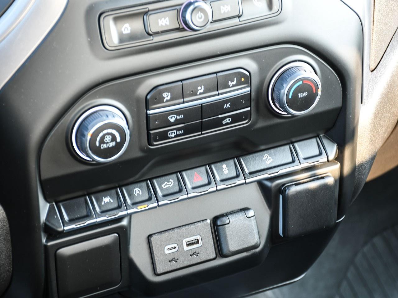 2023 Chevrolet Silverado 1500 Crew Cab Short Box 4-Wheel Drive Custom Trail Boss Photo