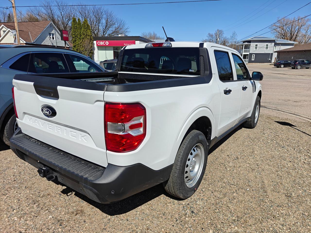 2026 Ford Maverick SUPERCREW XL Photo2