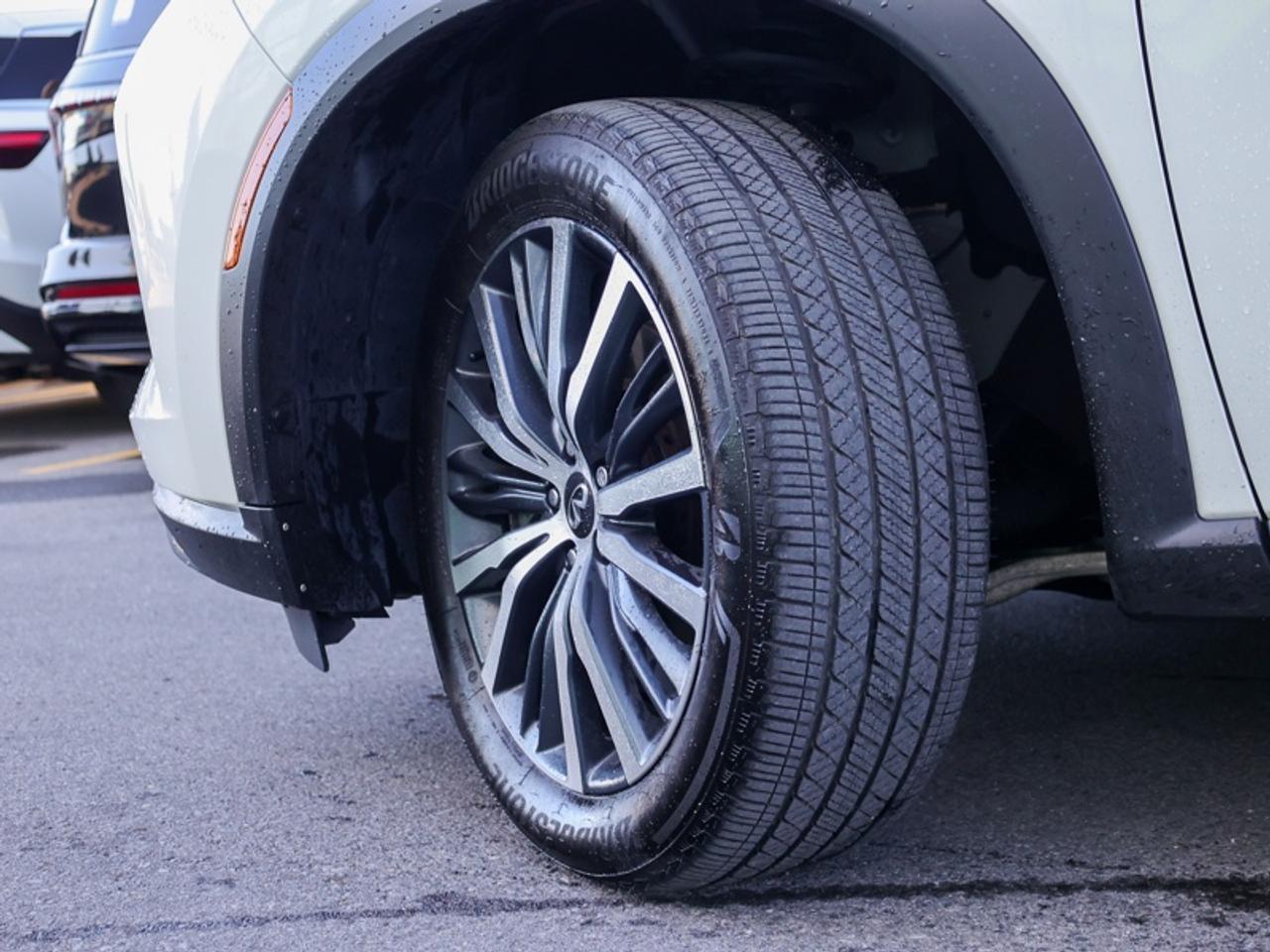 2024 Infiniti QX60 Sensory  - Certified - Leather Seats Photo