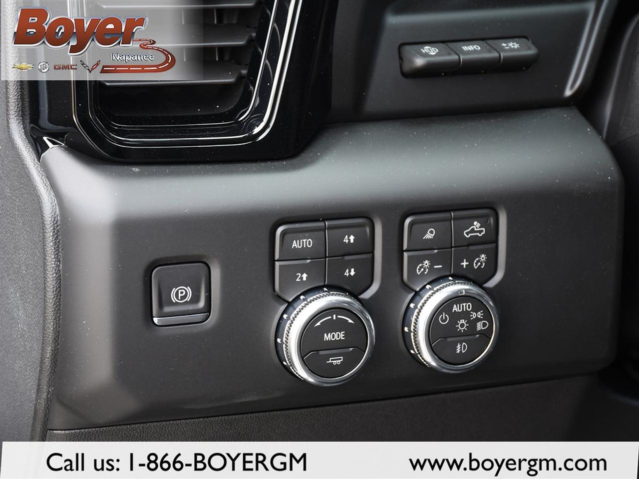 2026 GMC Sierra 1500 Crew Cab Short Box 4-Wheel Drive AT4 Photo