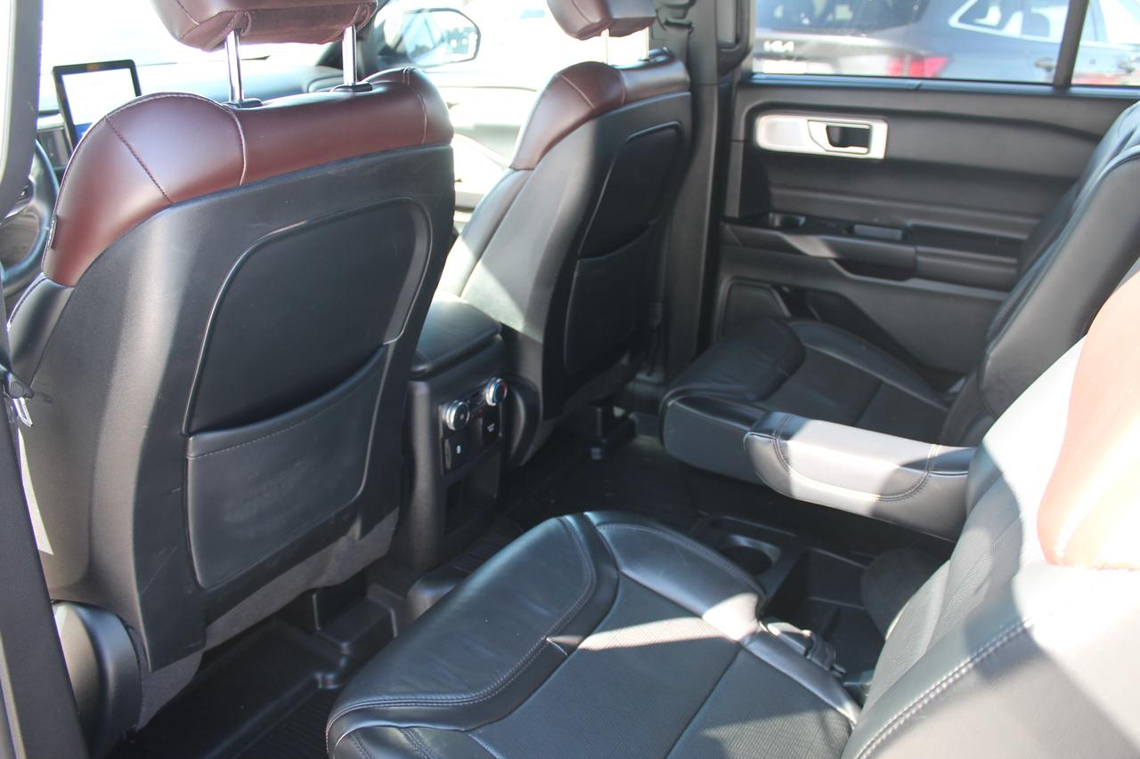 2020 Ford Explorer Platinum Photo