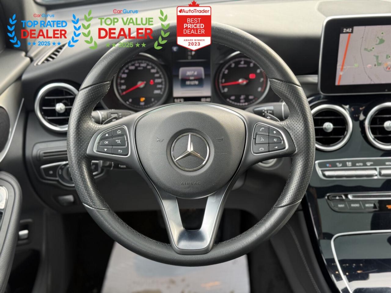 2017 Mercedes-Benz GLC-Class 300 //AMG PKG | PANO | BACK UP CAMERA | Photo