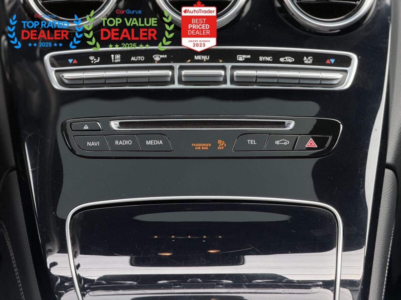 2017 Mercedes-Benz GLC-Class 300 //AMG PKG | PANO | BACK UP CAMERA | Photo