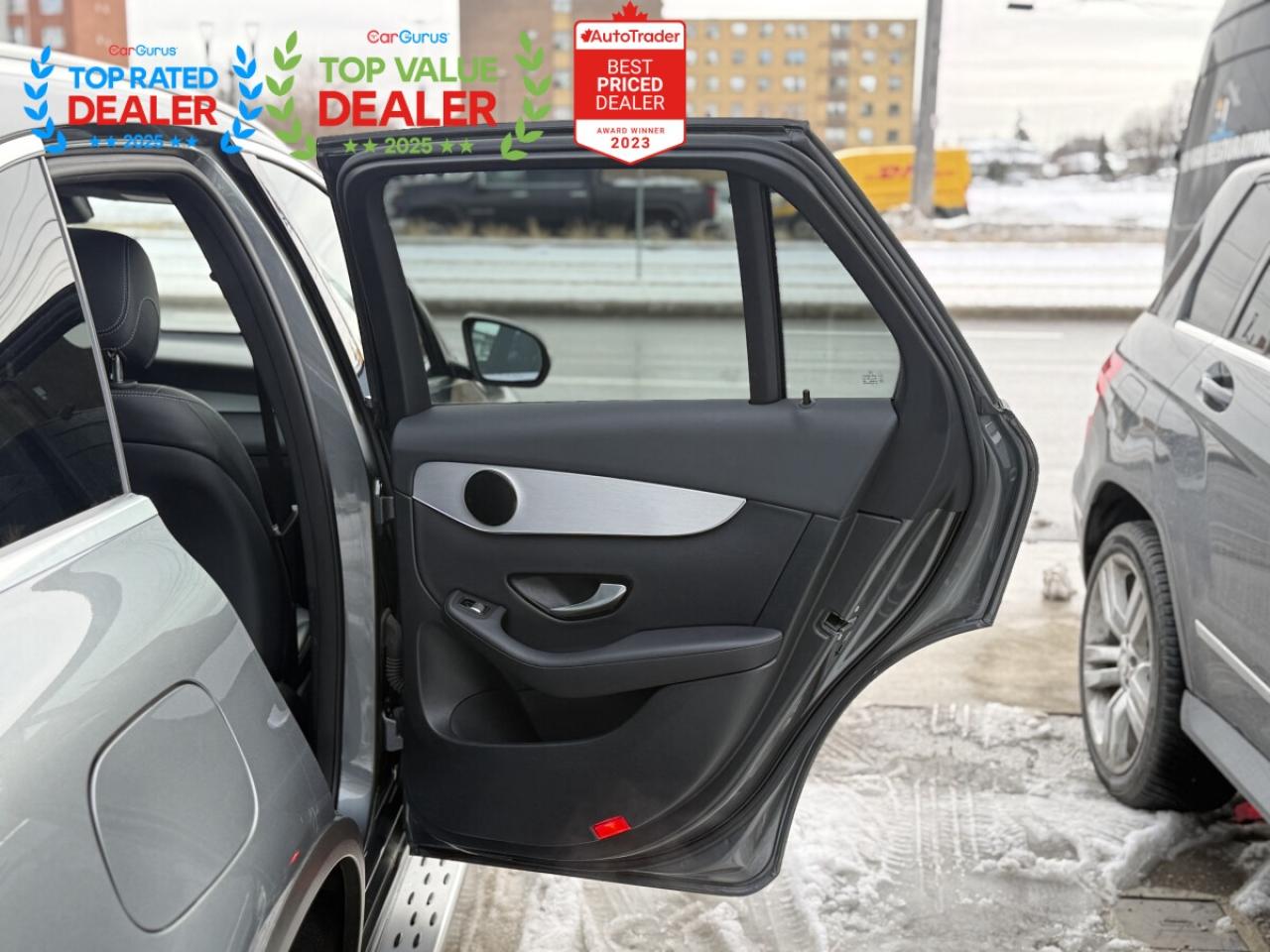 2017 Mercedes-Benz GLC-Class 300 //AMG PKG | PANO | BACK UP CAMERA | Photo