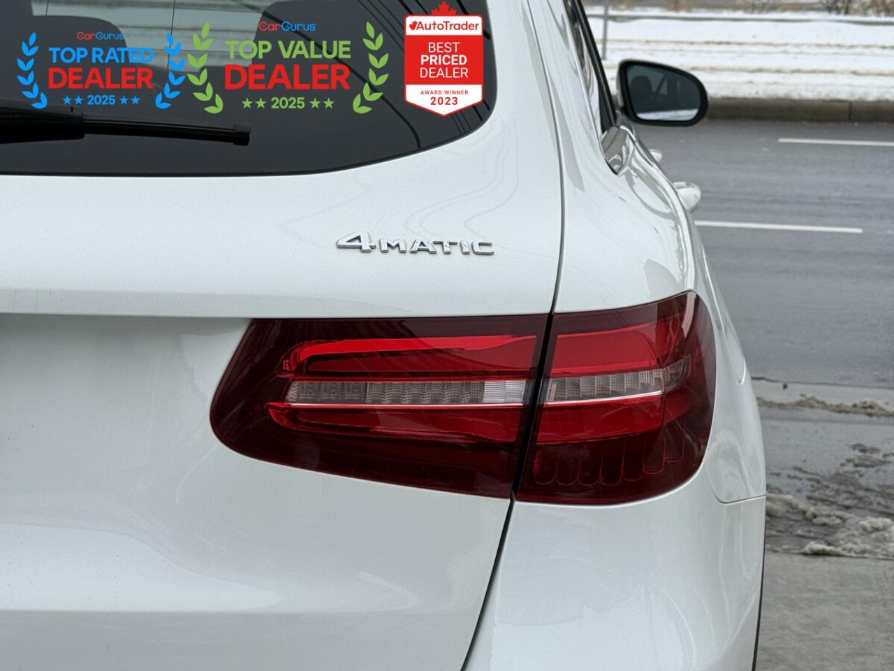 2017 Mercedes-Benz GLC-Class 300 | PREMIUM PKG | PANO | NAVI | LOADED Photo