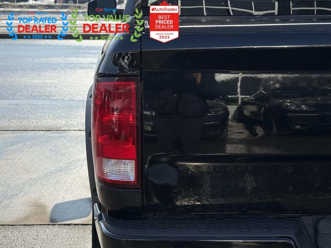 2021 RAM 1500 Classic TRADESMAN | FINANCE | BACK UP CAMERA Photo