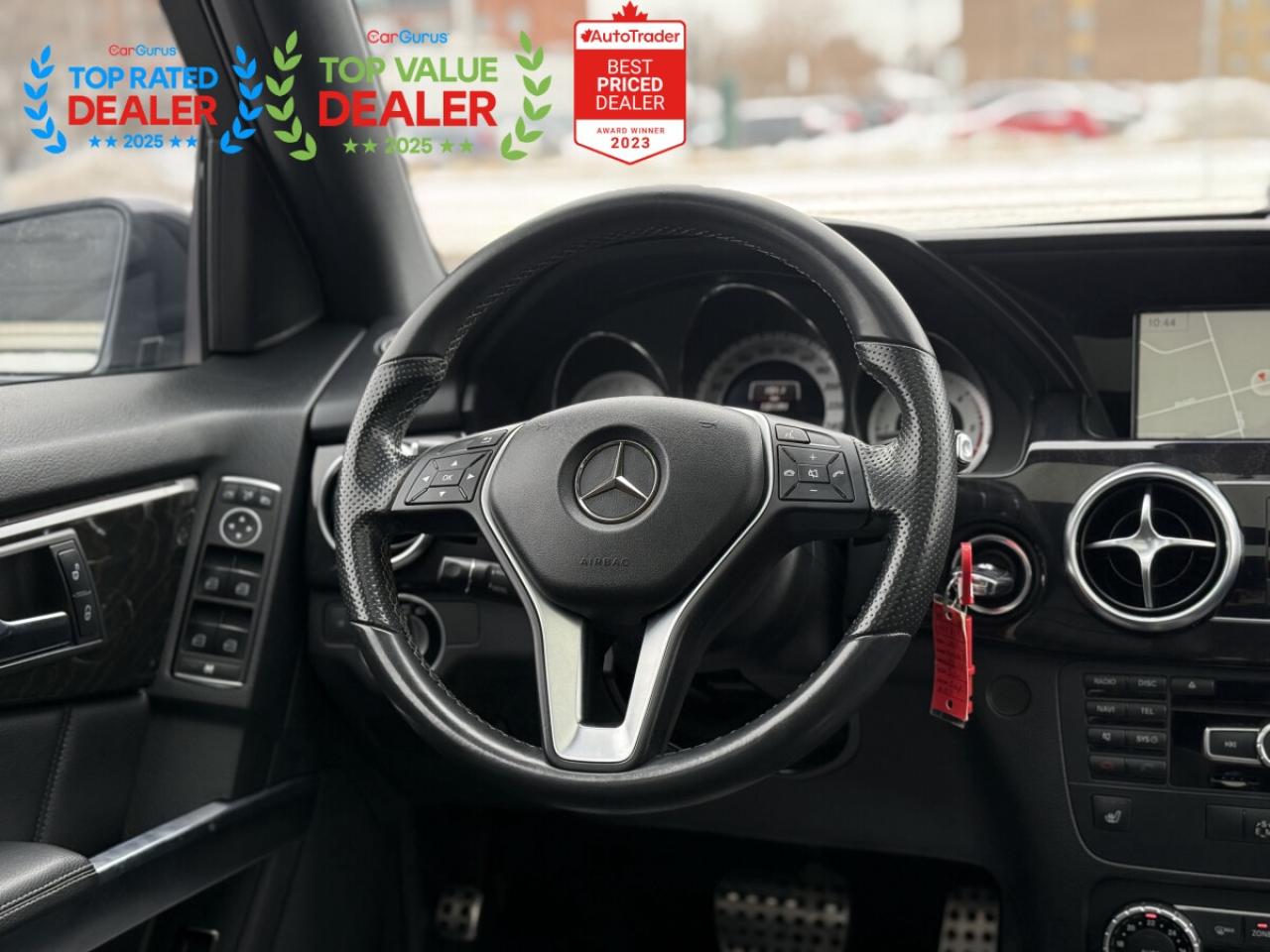 2015 Mercedes-Benz GLK-Class 250 //AMG PKG | PANO | NAVI | BACK UP CAMERA Photo