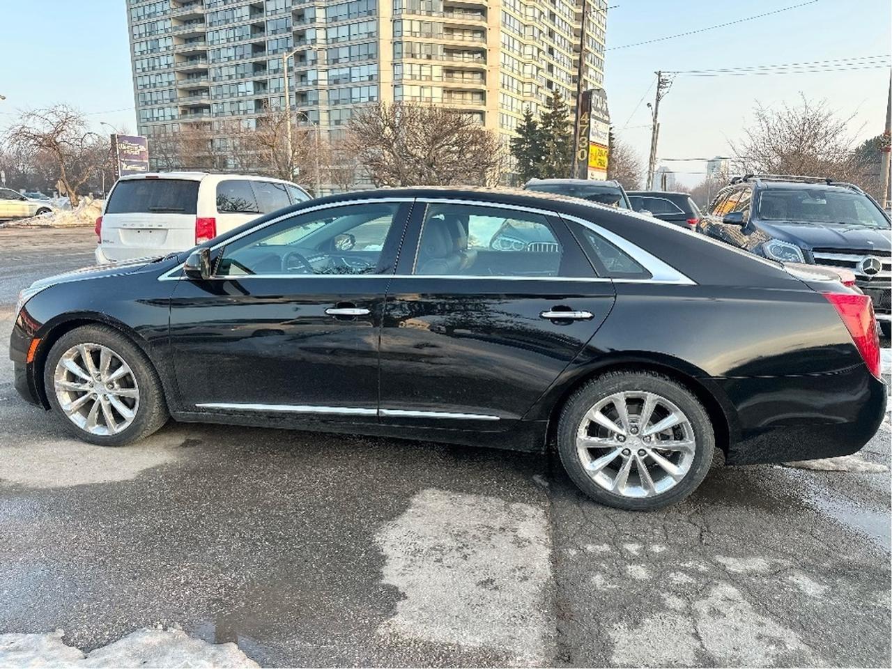 2016 Cadillac XTS LUXURY AWD Photo3