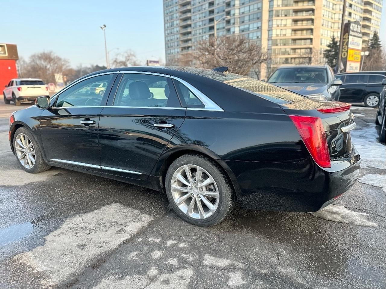 2016 Cadillac XTS LUXURY AWD Photo