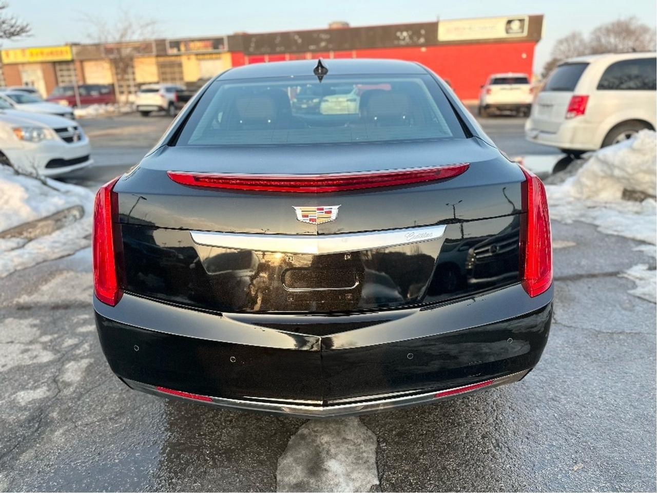 2016 Cadillac XTS LUXURY AWD Photo