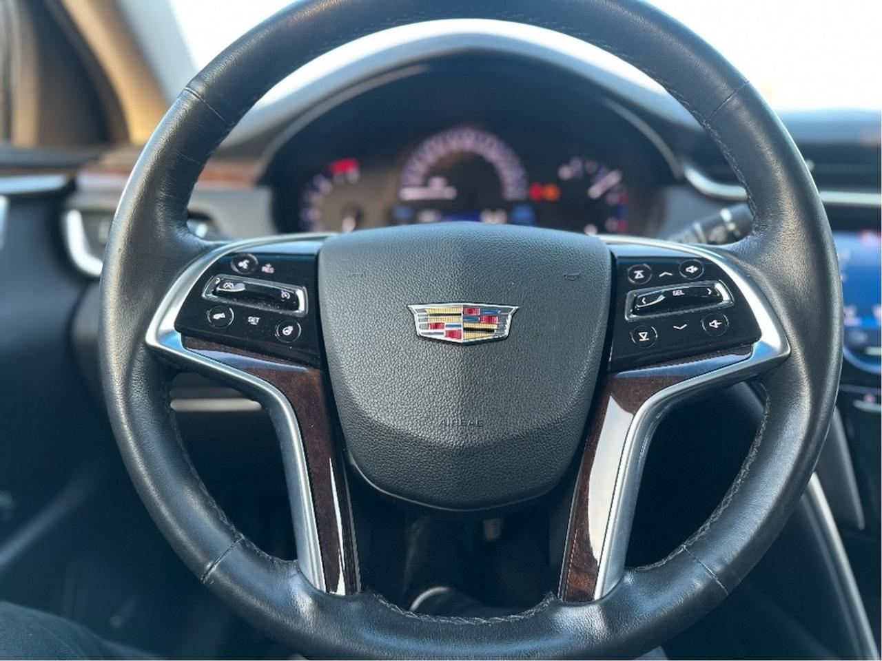 2016 Cadillac XTS LUXURY AWD Photo