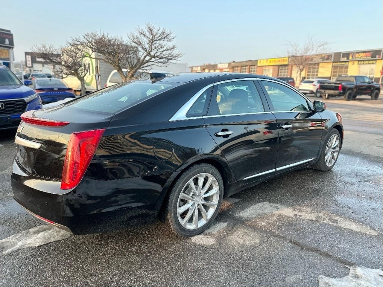 2016 Cadillac XTS LUXURY AWD Photo