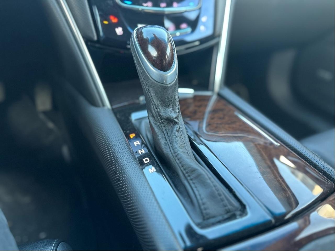 2016 Cadillac XTS LUXURY AWD Photo