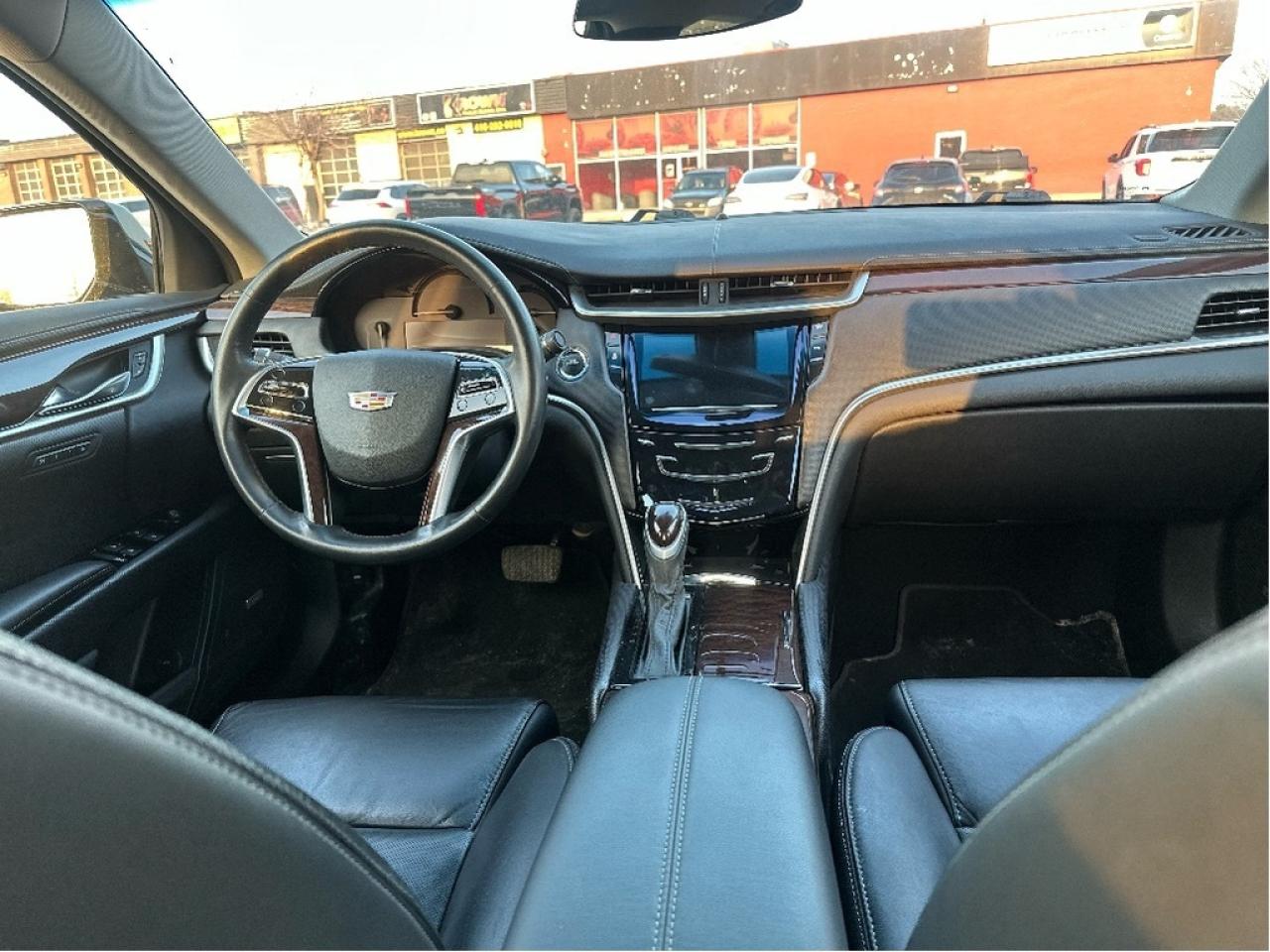 2016 Cadillac XTS LUXURY AWD Photo