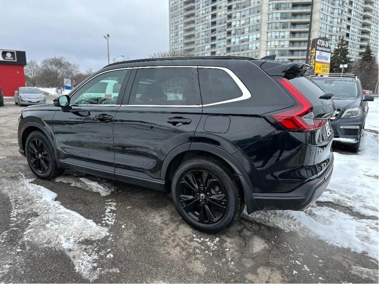 2025 Honda CR-V Hybrid Touring Photo