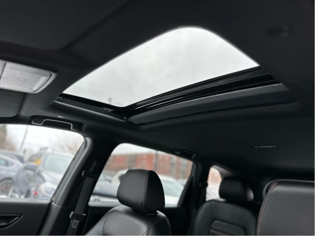 2025 Honda CR-V Hybrid Touring Photo