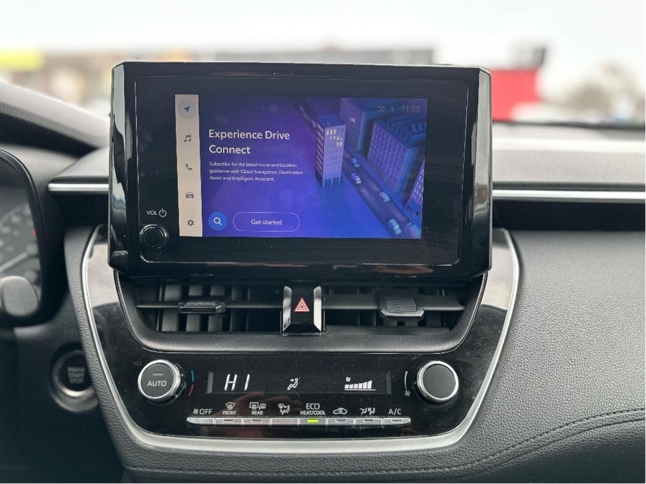 2023 Toyota Corolla Cross LE FWD Photo