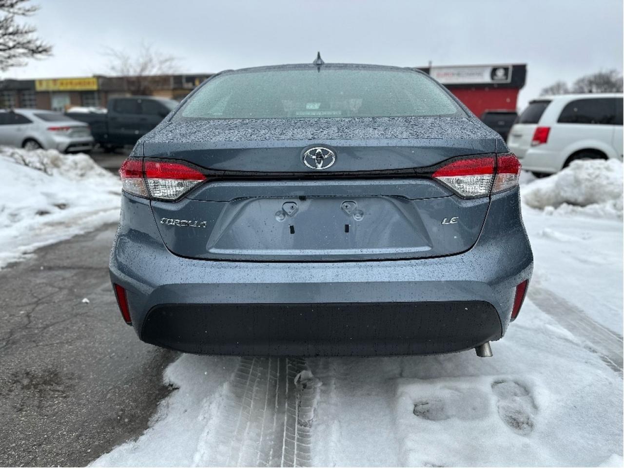 2025 Toyota Corolla LE Plus Sunroof Photo
