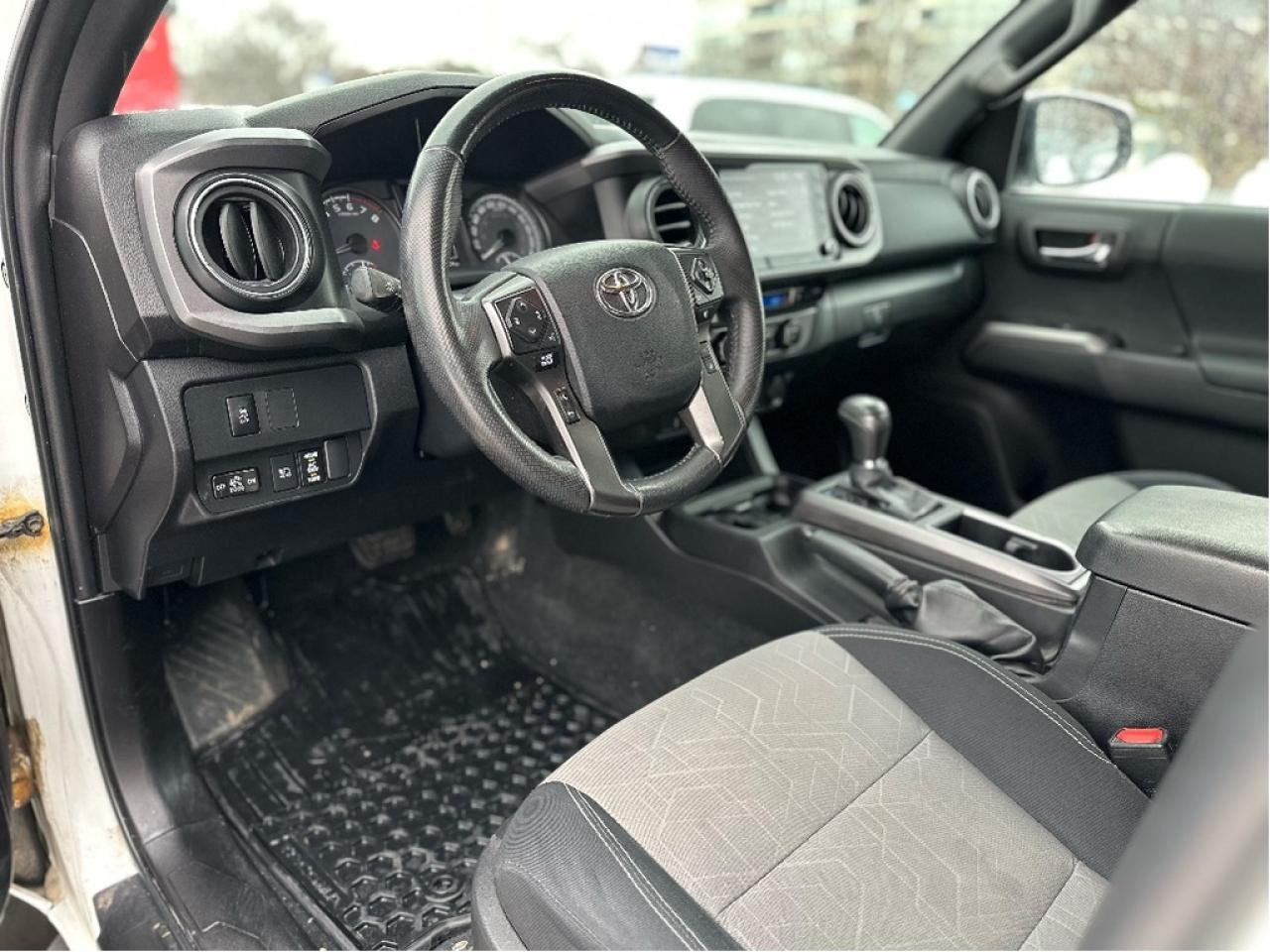 2023 Toyota Tacoma TRD Sport Photo