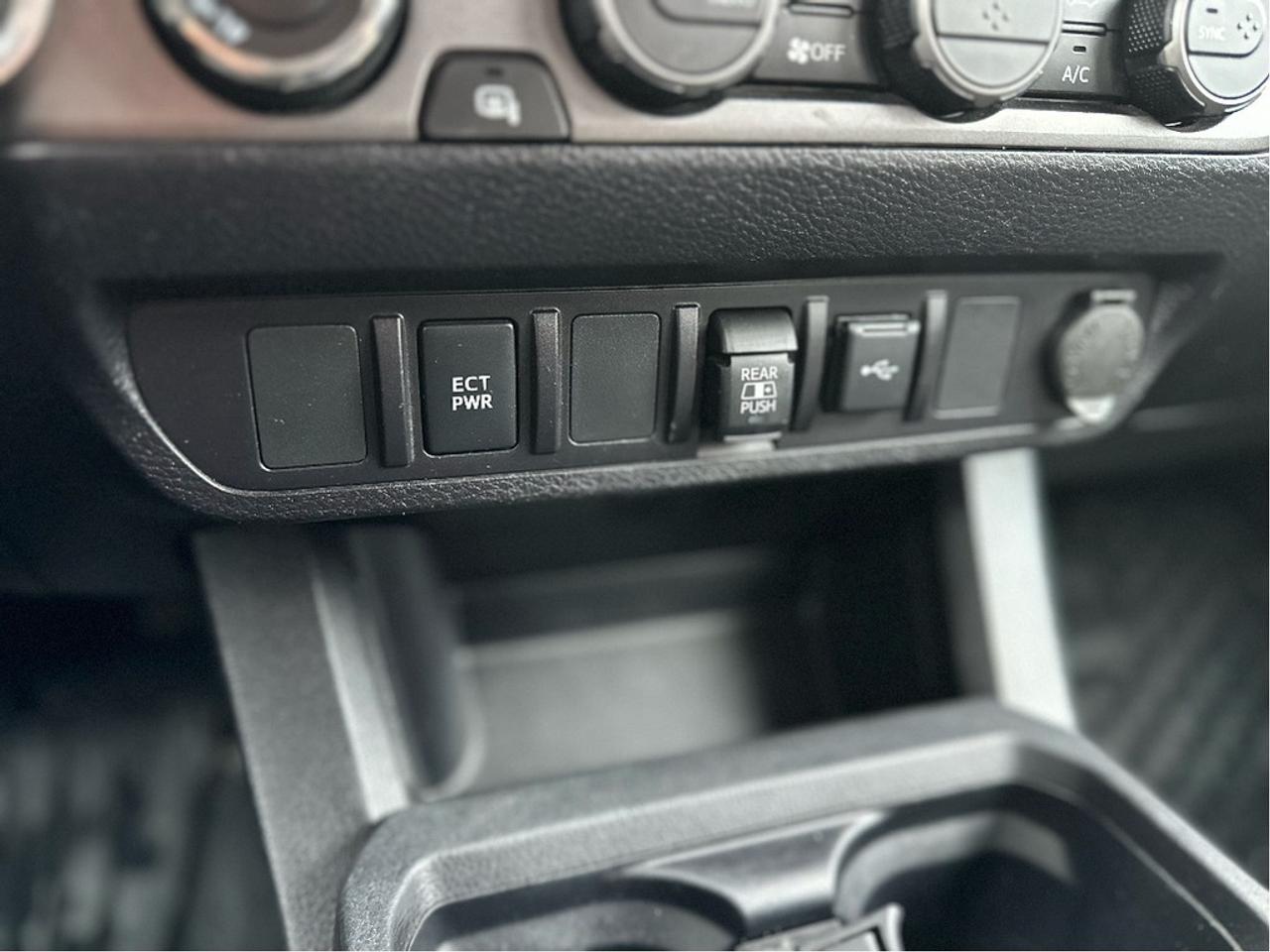 2023 Toyota Tacoma TRD Sport Photo