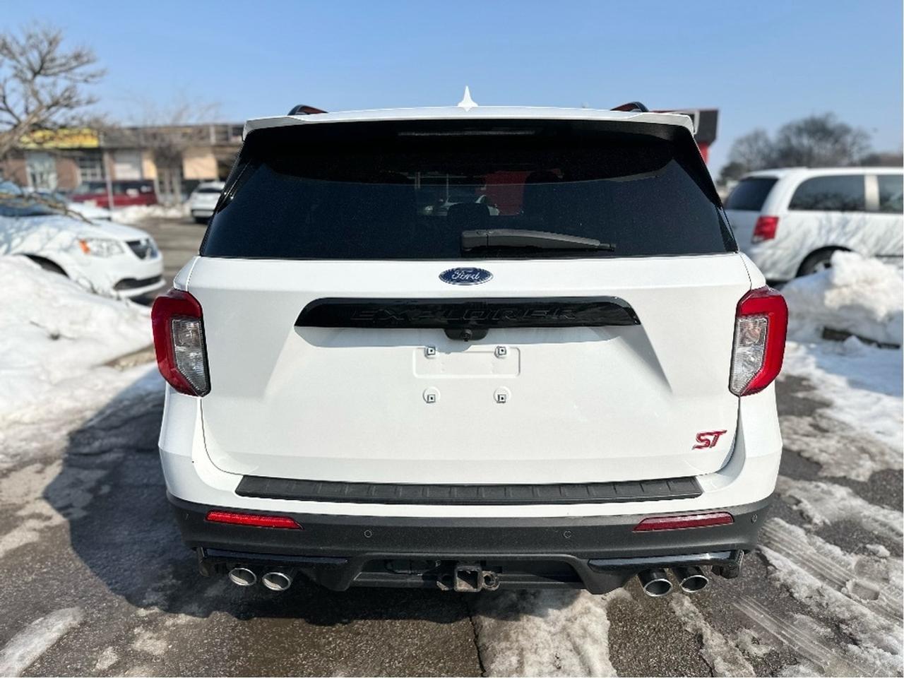2020 Ford Explorer ST Photo4