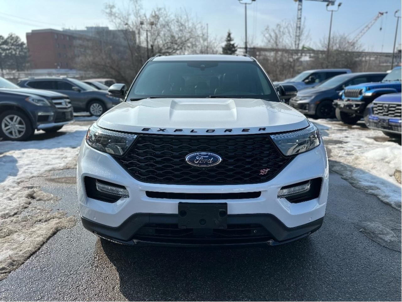 2020 Ford Explorer ST Photo