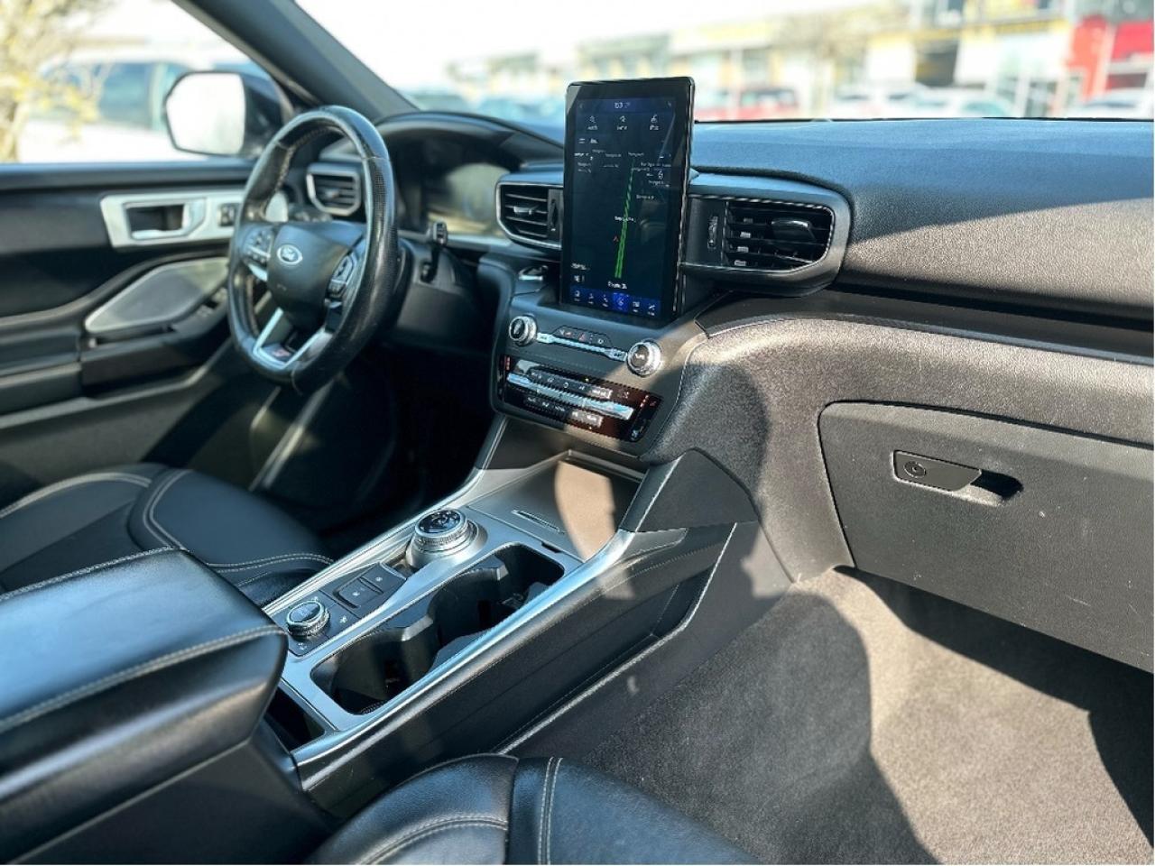 2020 Ford Explorer ST Photo