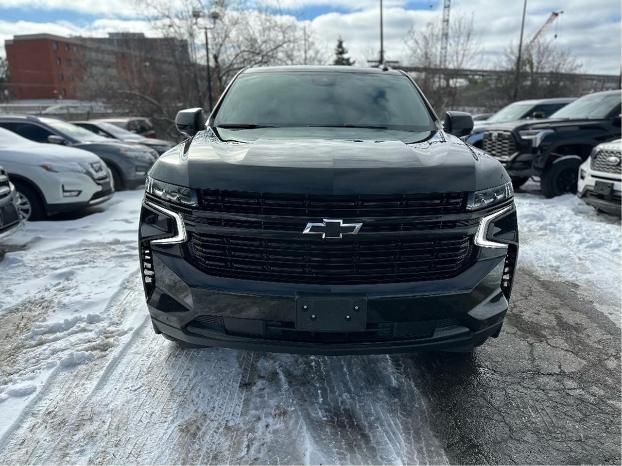 2023 Chevrolet Suburban RST Photo