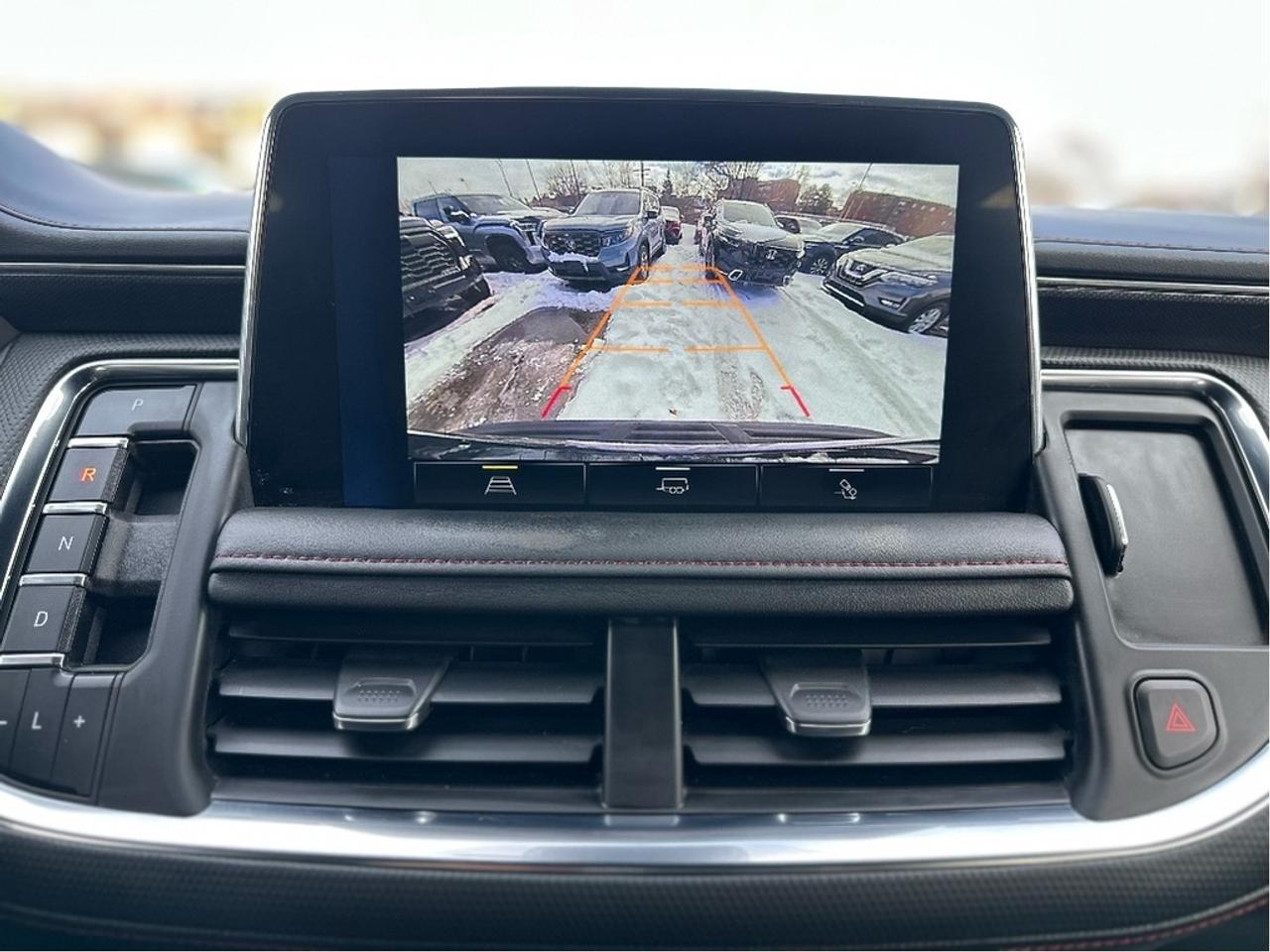 2023 Chevrolet Suburban RST Photo