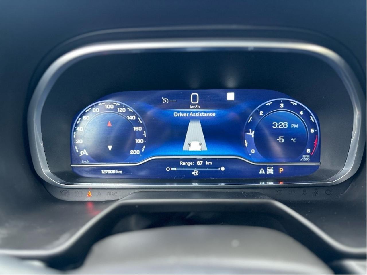 2023 Chevrolet Suburban RST Photo